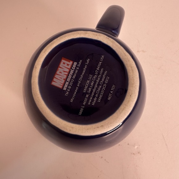 Marvel Avengers Large Blue Barrel Mug 16 oz. DC Comics Superhero Vandor 2012 - Picture 5 of 6